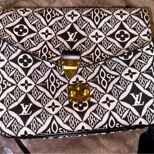 Black and white 1854 Louis Vuitton Crossbody bag